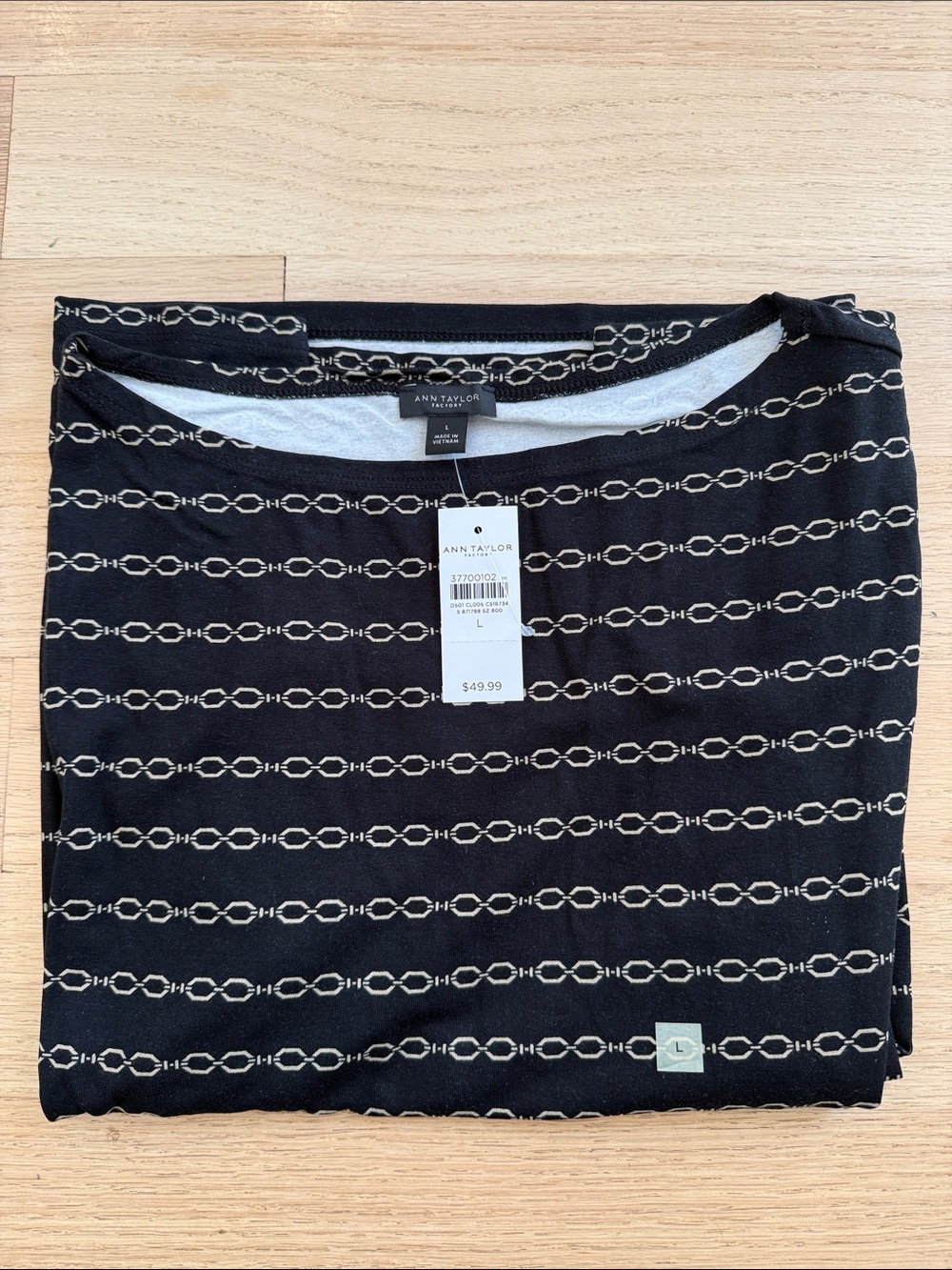 Ann Taylor Black Top with Cream Chain-Link Pattern